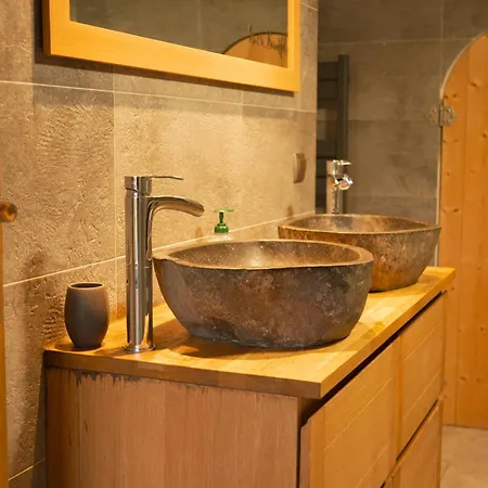 La Bergerie - Maison Chaleureuse Pour 7 Personnes * Erquelinnes